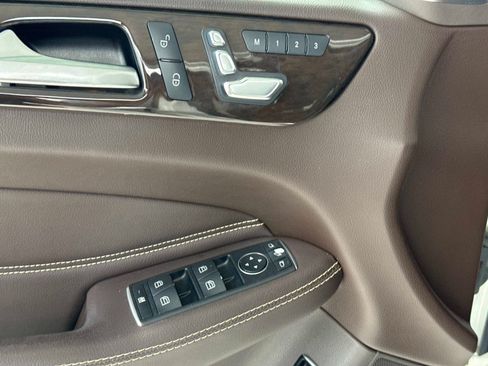 Used 2017 Mercedes-Benz GLE 350 image 18