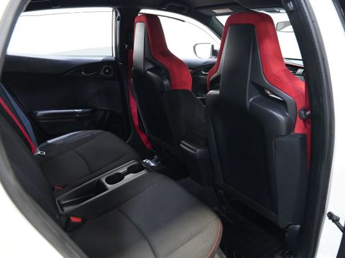 Used 2018 Honda Civic Type R image 37