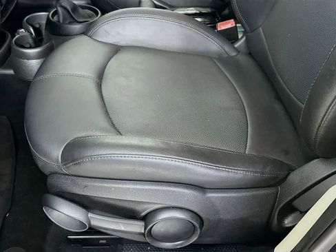 Used 2013 MINI Cooper Countryman image 27