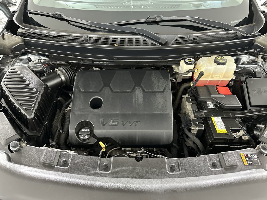 Used 2018 Buick Enclave Premium w/ Experience Buick Package AWD/4WD image 34
