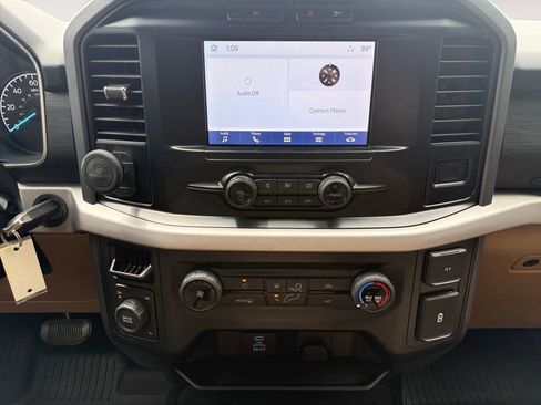 Used 2023 Ford F150 XLT AWD/4WD image 11