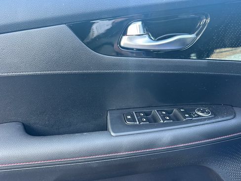 Certified 2024 Kia Forte GT w/ GT2 Package FWD image 12