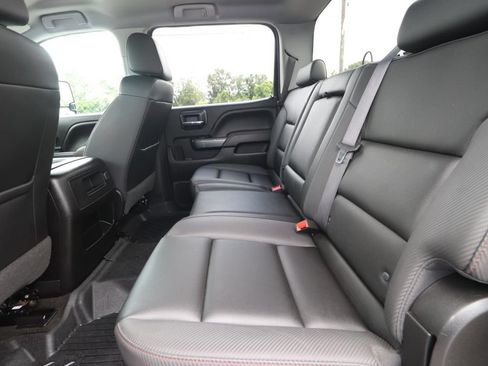 Used 2017 GMC Sierra 2500 SLT w/ All Terrain X HD Package AWD/4WD image 6