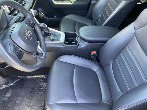 Certified 2023 Toyota RAV4 XLE Premium AWD/4WD image 22