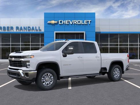 New 2026 Chevrolet Silverado 3500 LT image 2
