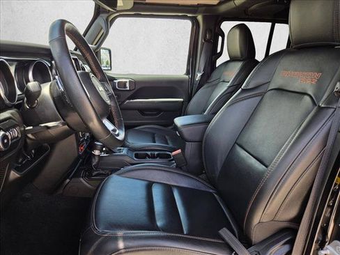 Used 2022 Jeep Wrangler Unlimited Rubicon AWD/4WD image 16