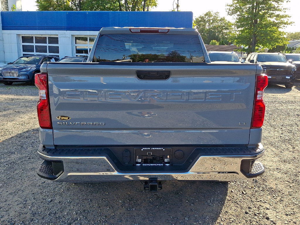 Used 2024 Chevrolet Silverado 1500 LT AWD/4WD image 7