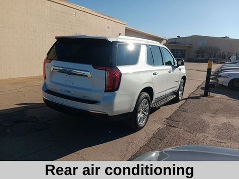 Used 2021 GMC Yukon SLT w/ SLT Premium Package image 5
