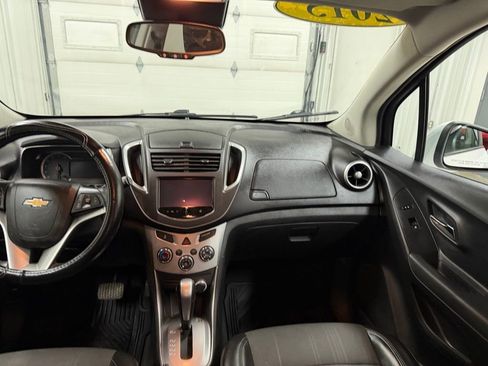 Used 2015 Chevrolet Trax LT w/ LT Plus Package image 17