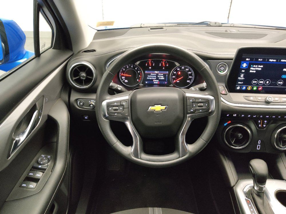 Used 2025 Chevrolet Blazer LT AWD/4WD image 22