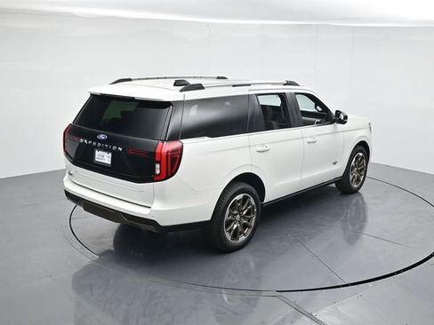 New 2025 Ford Expedition King Ranch image 37