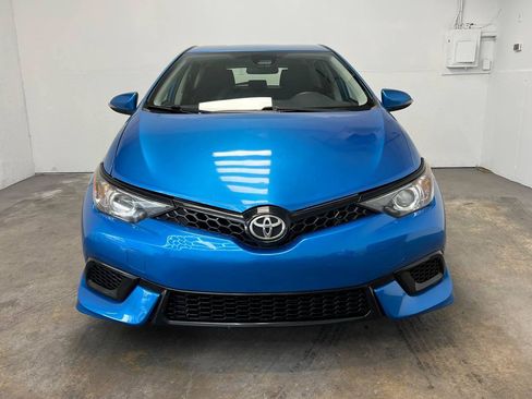Used 2017 Toyota Corolla iM w/ All-Weather Mat Package FWD image 2