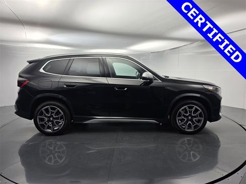 Used 2024 BMW X1 xDrive28i w/ Convenience Package image 3