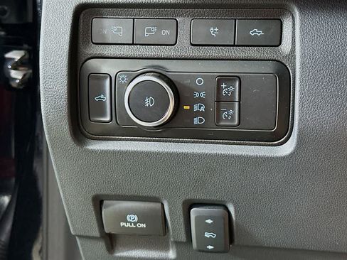 Certified 2023 Ford F250 Platinum w/ Tremor Off-Road Package AWD/4WD image 26
