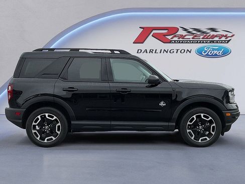 Used 2023 Ford Bronco Sport Outer Banks w/ Tech Package image 6
