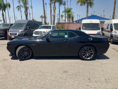 Certified 2021 Dodge Challenger R/T Scat Pack w/ Driver Convenience Group RWD image 4