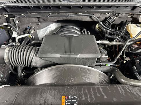Used 2025 Chevrolet Silverado 2500 ZR2 w/ Technology Package AWD/4WD image 33