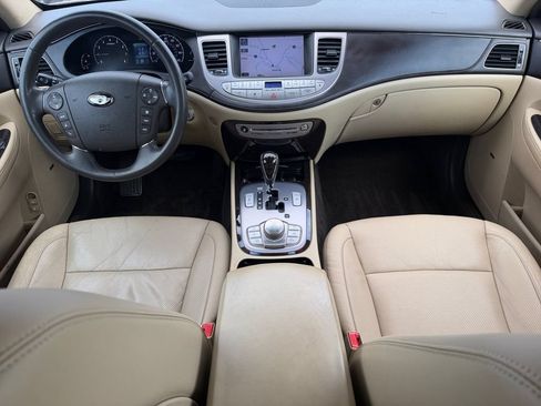 Used 2011 Hyundai Genesis 3.8 w/ Technology Pkg 4 RWD image 16