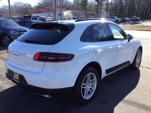 Used 2018 Porsche Macan Sport Edition image 5
