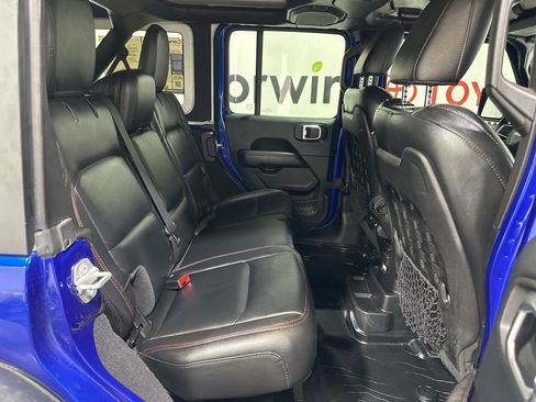 Used 2019 Jeep Wrangler Unlimited Rubicon image 15