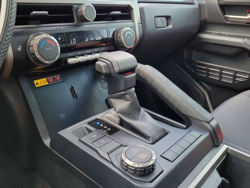 Used 2024 Toyota Tacoma TRD Sport w/ TRD Sport Upgrade Package RWD image 26