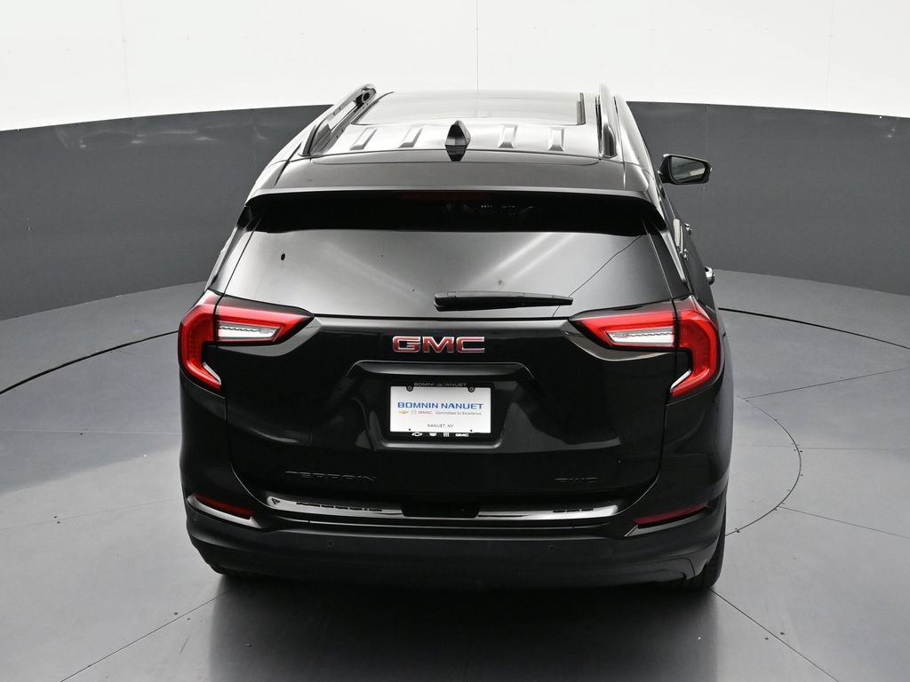 Certified 2023 GMC Terrain SLE w/ Driver Convenience Package AWD/4WD image 19