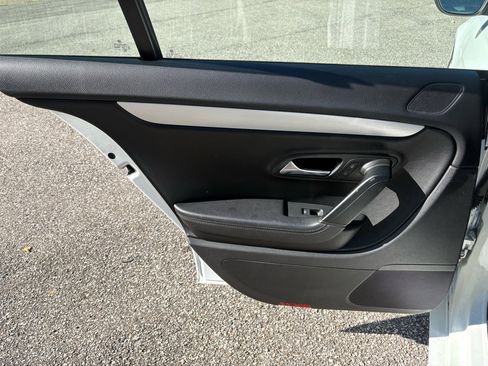 Used 2015 Volkswagen CC Sport image 25