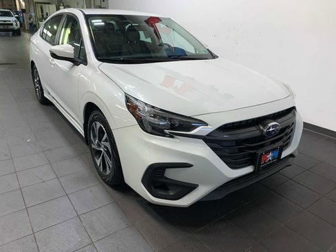 Used 2025 Subaru Legacy Premium image 2