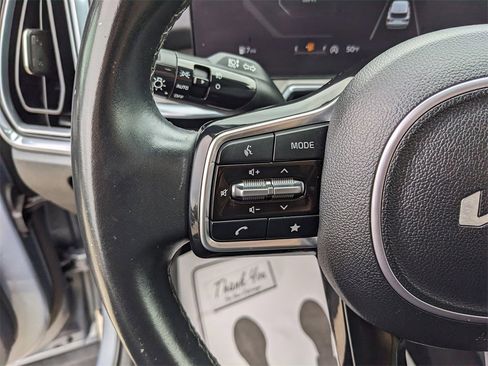 Certified 2024 Kia Sorento SX image 33