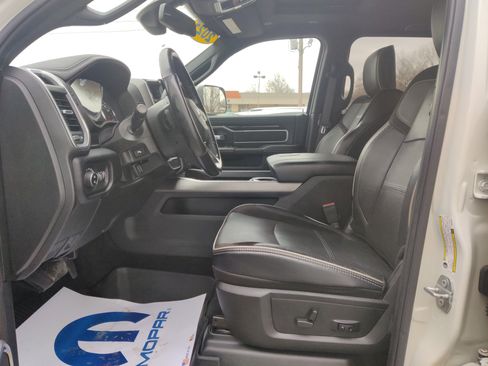 Used 2021 RAM 2500 Laramie w/ Night Edition image 18