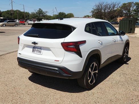 Used 2024 Chevrolet Trax RS w/ Driver Confidence Package image 3