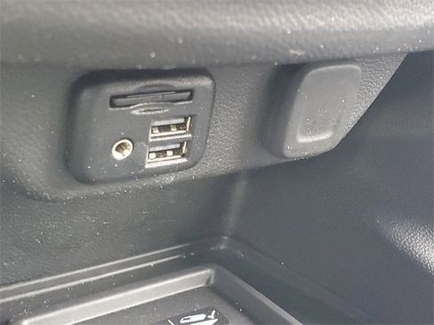 Certified 2023 Chevrolet Traverse Premier image 29