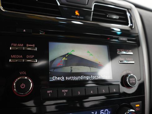Used 2015 Nissan Altima 2.5 SL w/ Moonroof Package FWD image 27