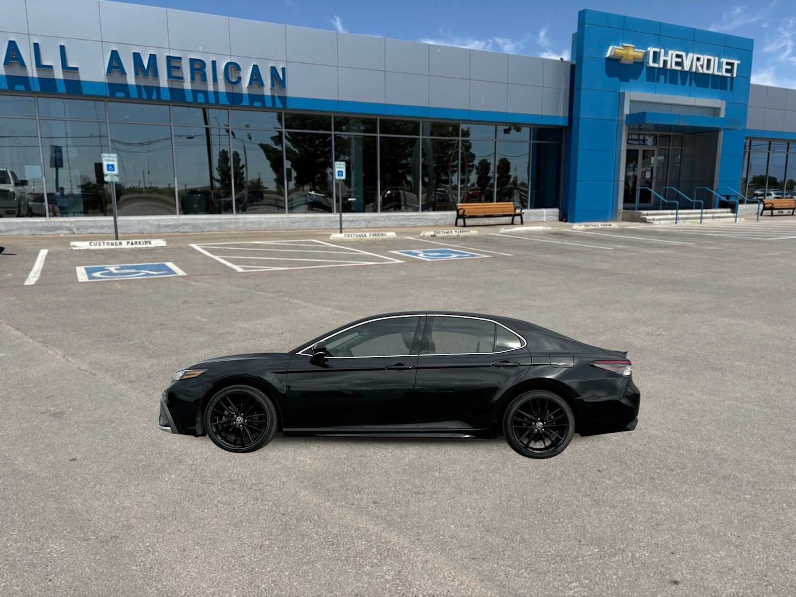 Used 2021 Toyota Camry XSE FWD image 5