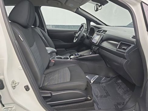 Used 2023 Nissan Leaf SV Plus image 41