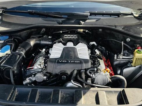 Used 2015 Audi Q7 3.0T S line Prestige w/ 21" S Line Plus Package image 45