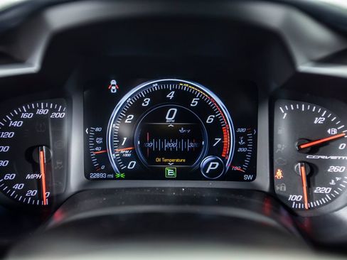 Used 2017 Chevrolet Corvette Stingray Coupe RWD image 27