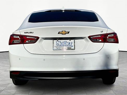 Used 2020 Chevrolet Malibu LT image 4