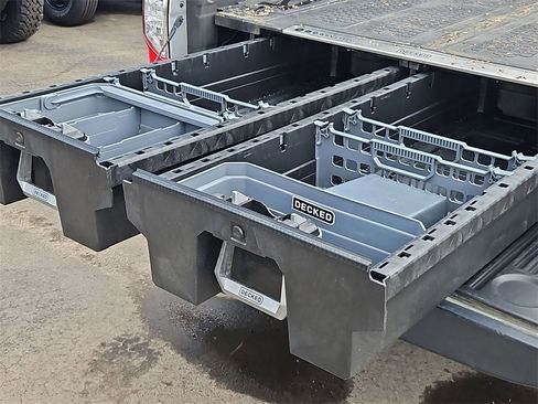 Used 2018 Nissan Titan PRO-4X w/ Pro-4x Convenience Package image 29