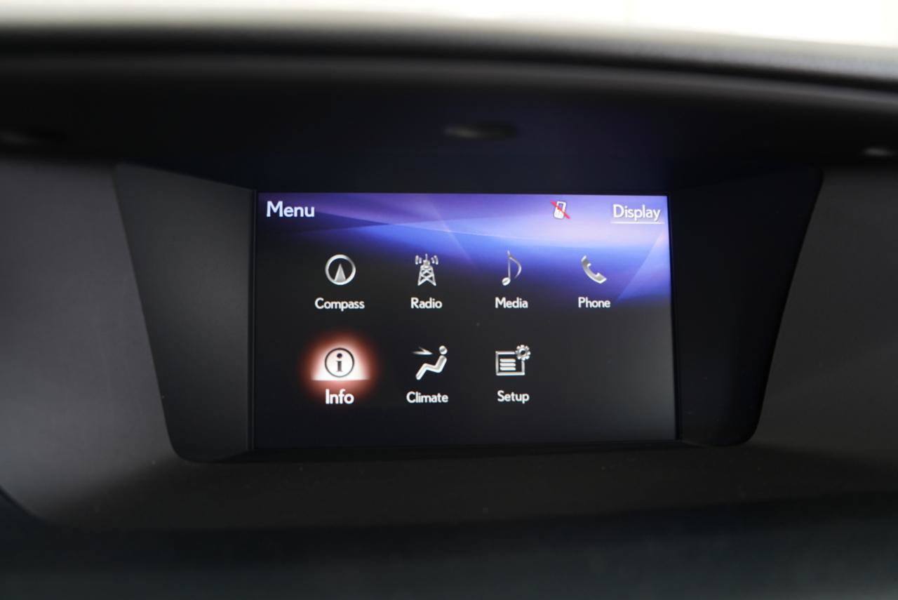 Used 2016 Lexus GS 200t RWD image 19