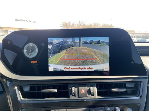 Certified 2025 Lexus ES 350 w/ Premium Package image 25