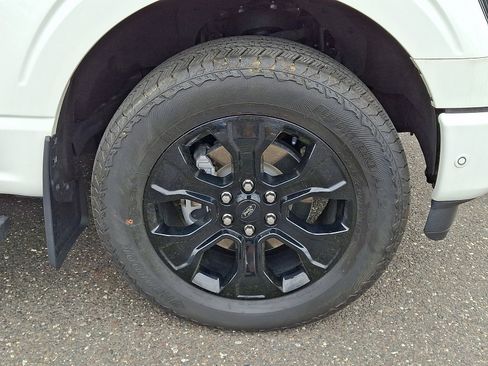 Certified 2022 Ford F150 Platinum w/ Equipment Group 701A High AWD/4WD image 8