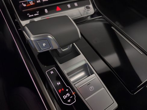 New 2026 Audi A8 L 3.0T AWD/4WD image 25