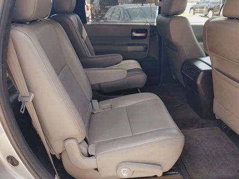 Used 2014 Toyota Sequoia Limited RWD image 11