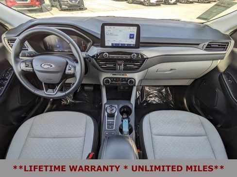 Used 2024 Ford Escape Active image 17