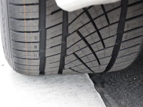 Used 2024 BMW M2 w/ Carbon Package image 34