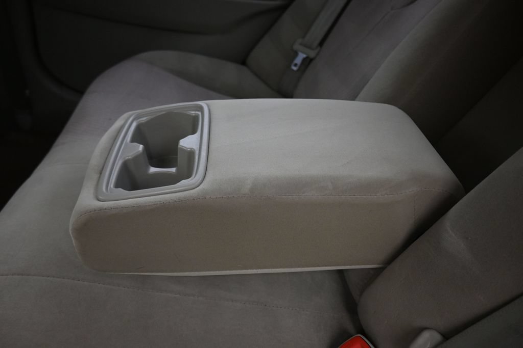 Used 2011 Toyota Camry LE w/ LE Extra-Value Pkg FWD image 29