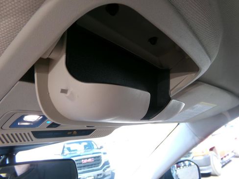 Used 2023 Ford Explorer 4WD image 29