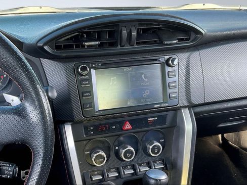 Used 2016 Subaru BRZ Limited w/ Popular Package #4 image 5