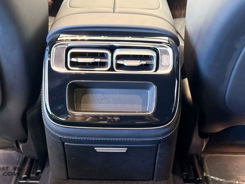 Used 2023 Mercedes-Benz S 580 4MATIC Sedan image 24